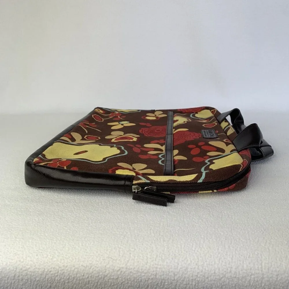 Kailo Chic Collection Slim Brief Notebook Laptop Carrying Case Brown Floral